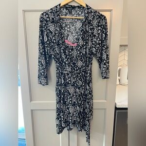 Black and White Floral Night Gown and Matching Robe